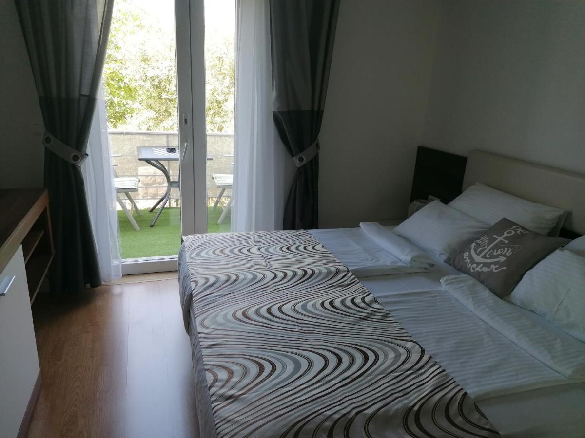 Apartments Ljubica Krk Town Zewnętrze zdjęcie