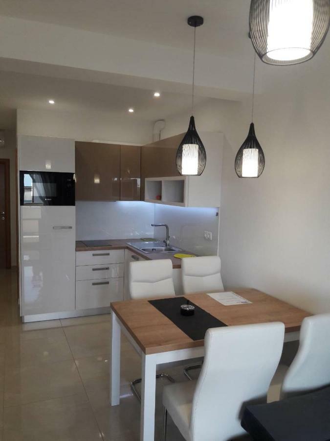 Apartments Ljubica Krk Town Zewnętrze zdjęcie